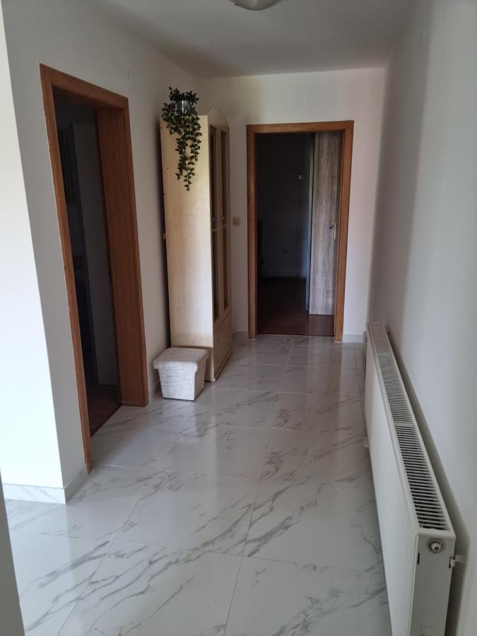 מאלינסקה Apartments Zoretic מראה חיצוני תמונה