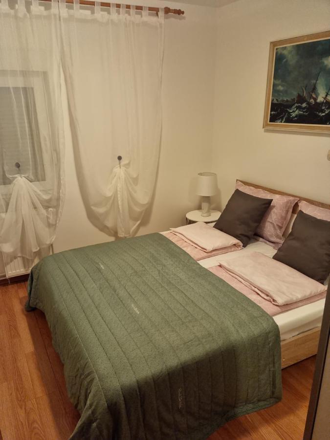 מאלינסקה Apartments Zoretic מראה חיצוני תמונה