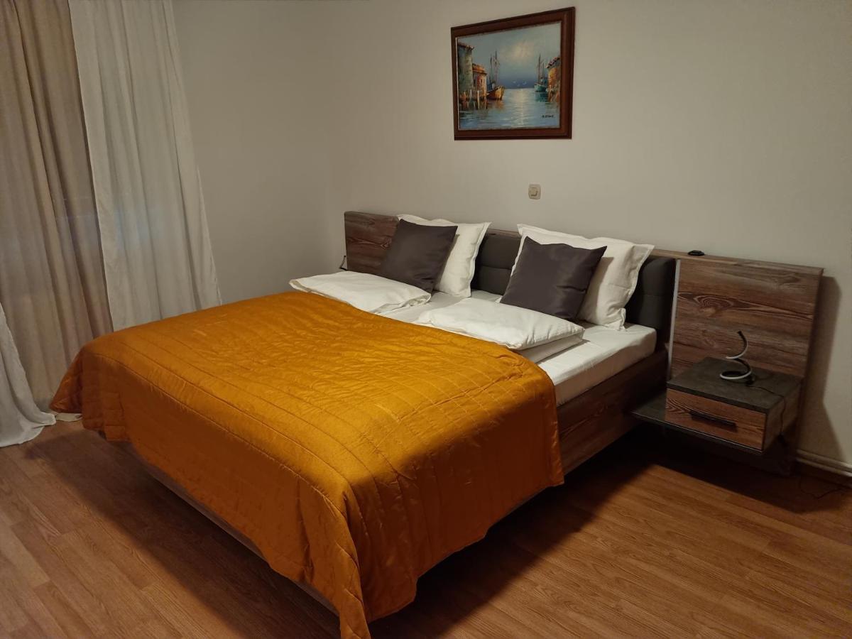 מאלינסקה Apartments Zoretic מראה חיצוני תמונה