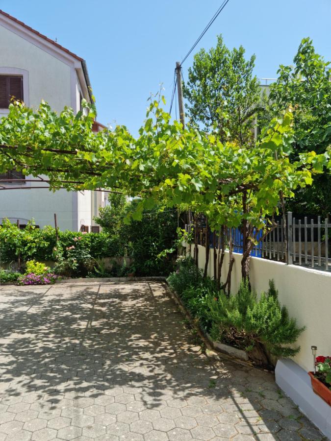 מאלינסקה Apartments Zoretic מראה חיצוני תמונה